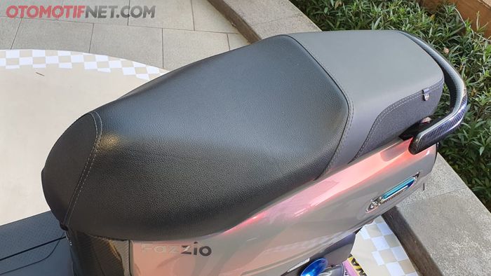 Jok bawaan Fazzio sudah dikasih busa latex dan kulit pakai MBtech