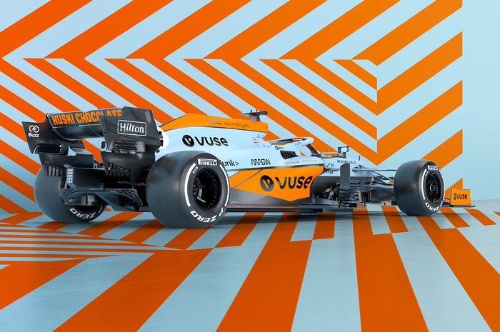 Tim McLaren menggunakan livery mobil F1 khusus di F1 Monako 2021 dengan sponsor Gulf