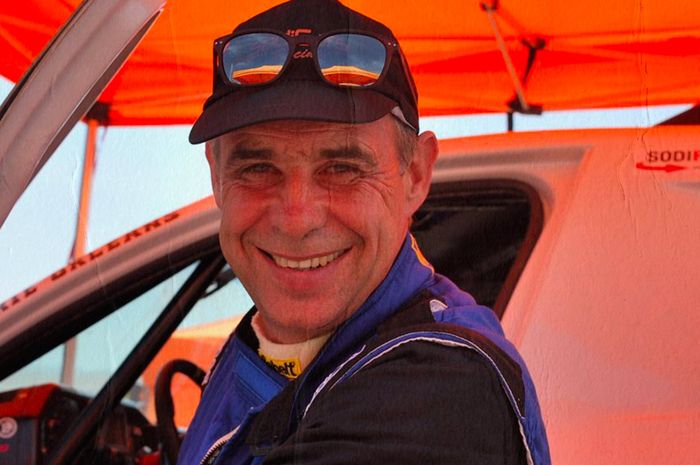 Philippe Boutron mengalami cedera kaki akibat ledakan mobil menjelang Reli Dakar 2022 di Arab Saudi