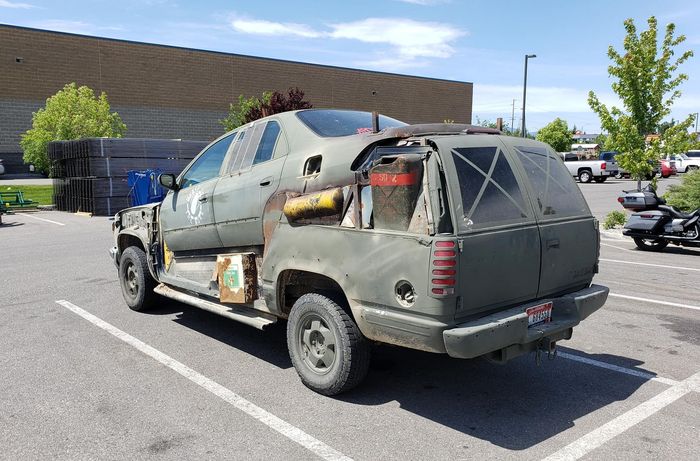 Bodi Honda Accord dan Chevrolet Suburban digambung jadi satu