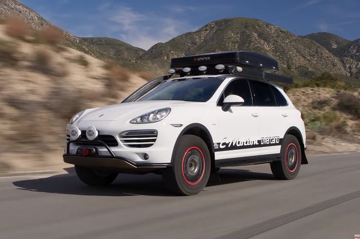 Modifikasi Porsche Cayenne hasil garapan E-Motion Engineering