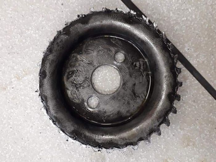 Gir timing atau gir rantai keteng giginya ompong