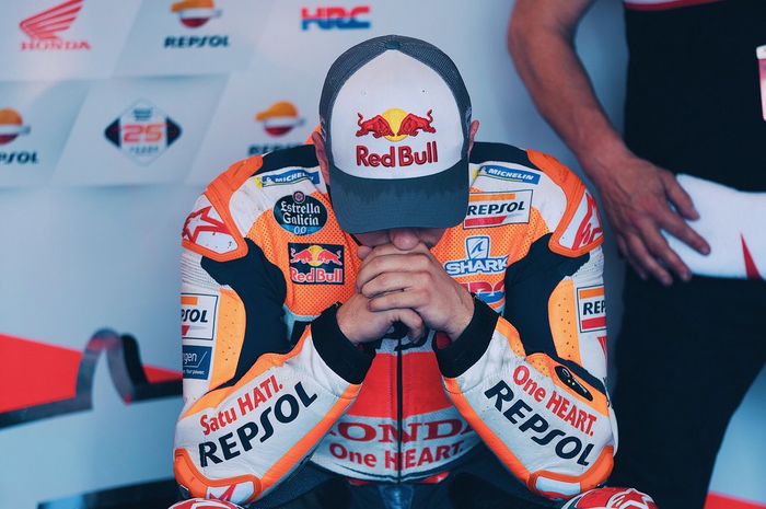Momen saat Jorge Lorenzo sedang bersiap menjalani sesi balapan MotoGP Argentina 2019.