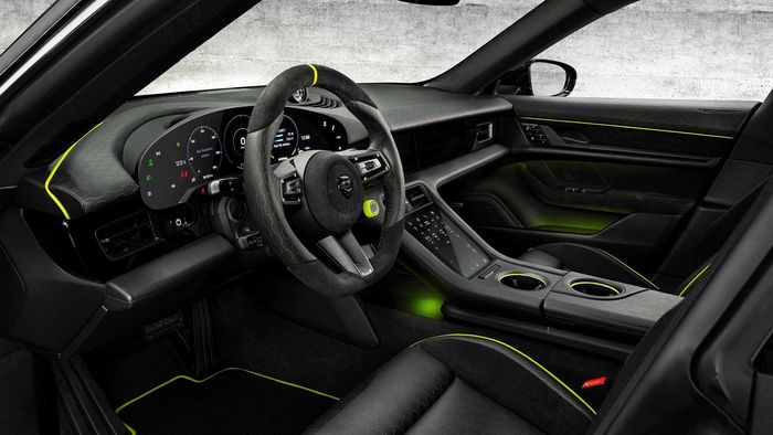 Tampilan kabin Porsche Taycan hasil garapan TecArt