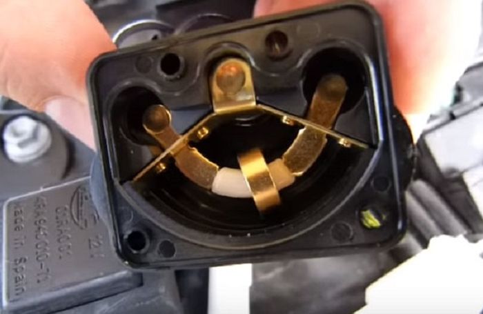 Bagian dalam Lean Angle Sensor