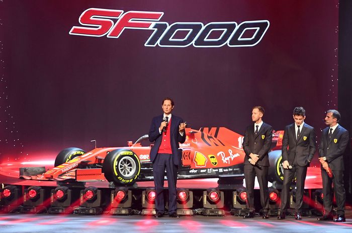 Suasana saat peluncuran mobil Ferrari SF1000 di Italia, Selasa (11/2/2020)