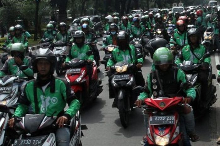 Ilustrasi banyaknya driver ojek online