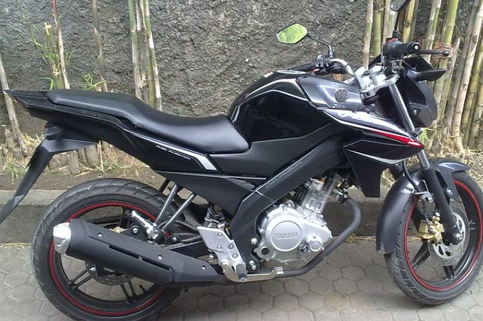 Ilustrasi Yamaha V-Ixion