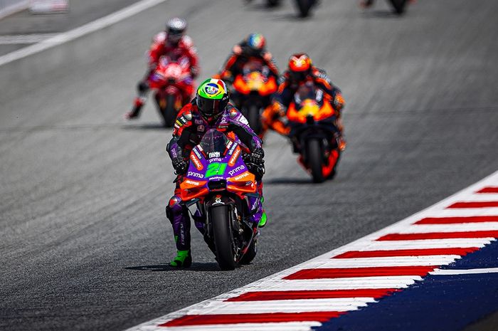 Franco Morbidelli kesal digasak Marc Marquez pada awal balapan MotoGP Austria 2024