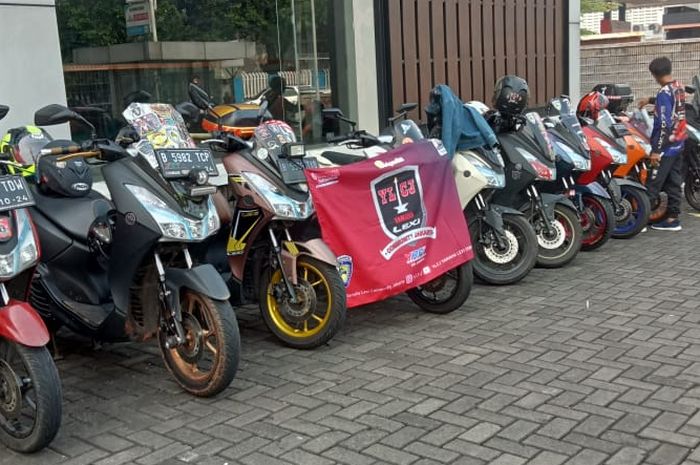 Yamaha Lexi Community Jakarta (YLCJ) mengadakan bakti sosial untuk anak yatim