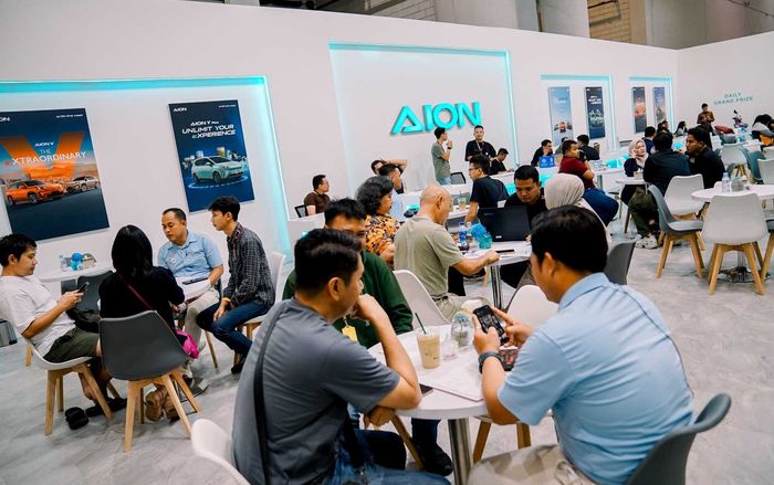 Ilustrasi SPK AION di IIMS 2025.