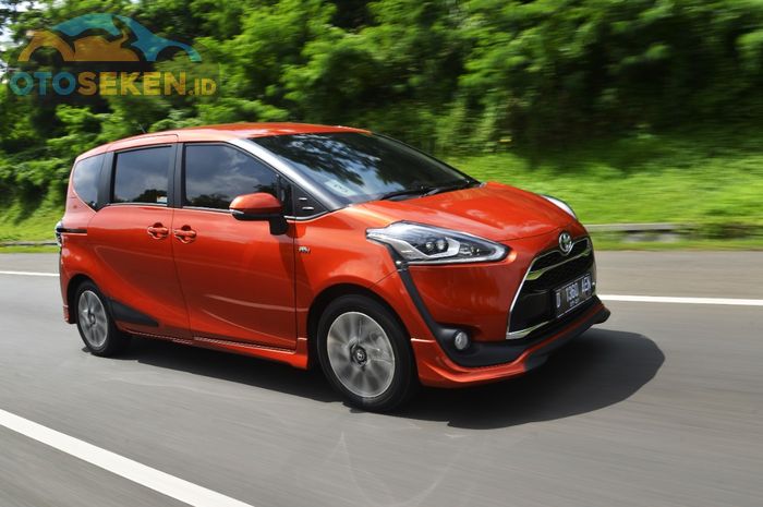 Harga Toyota Sienta 2016 bekas