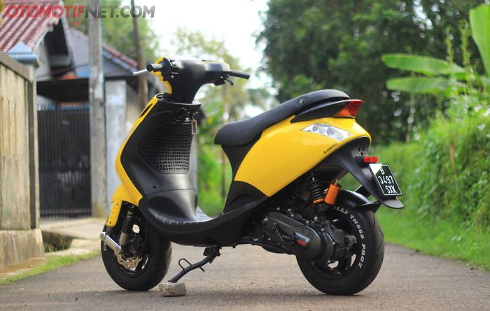 Modifikasi Piaggio Zip engine swap dengan mesin Zip SP 2 tak