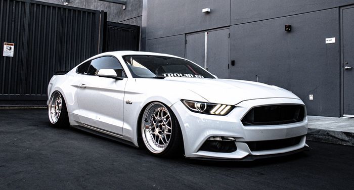 Ford Mustang dengan set up kaki-kaki kandas