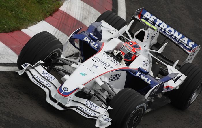 Robert Kubica mengemudikan mobil BMW Sauber di GP F1 Kanada 2008