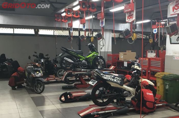 Pit servis Yamaha Flagship Shop