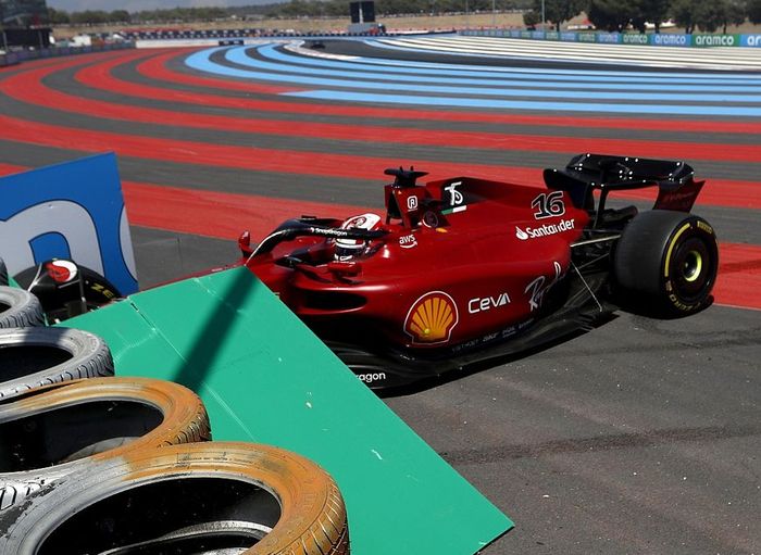 Pembalap Ferrari, Charles Leclerc, benar-benar apes pada balapan F1 Prancis 2022