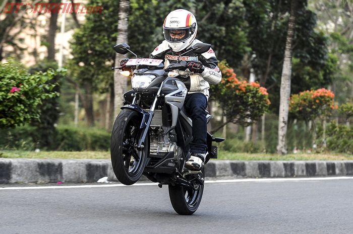 All New Yamaha V-Ixion