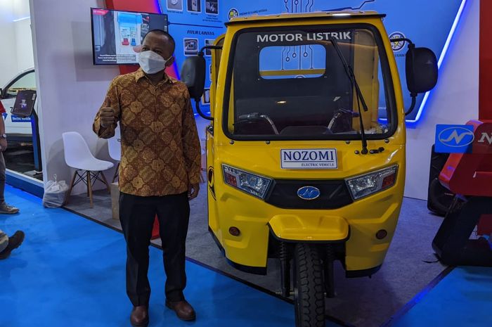 Elektra, Motor Listrik Roda Tiga Dari Nozomi Diperkenalkan di PEVS 2022