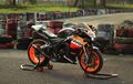 Honda CBR250R ala Superbike, Dipasangi Kaki CBR600RR Jadi Makin Kekar