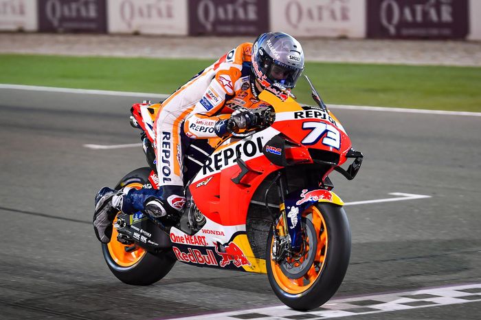  Pembalap Repsol Honda, Alex Marquez, mengaku tak nyaman mengendarai motor Honda RC213V saat menjalani tes MotoGP Qatar
