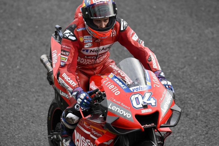 Pembalap Mission Winnow Ducati, Andrea Dovizioso mengaku tetap kecewa meski telah berhasil meraih podium ketiga di balapan MotoGP Jepang