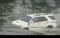 Viral Mobil SUV Seperti Toyota Fortuner Melibas Banjir Enteng Aja Sob, Bodi Hampir Tenggelam