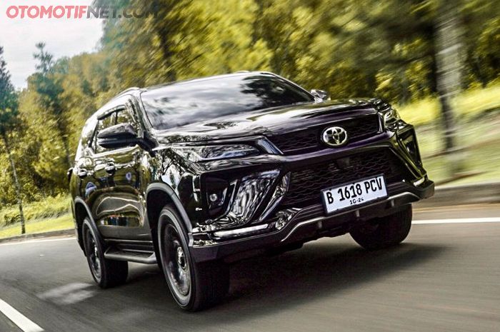 Harga terbaru Toyota Fortuner VRZ 2.8 GR Sport TSS Two Tone tahun 2026.