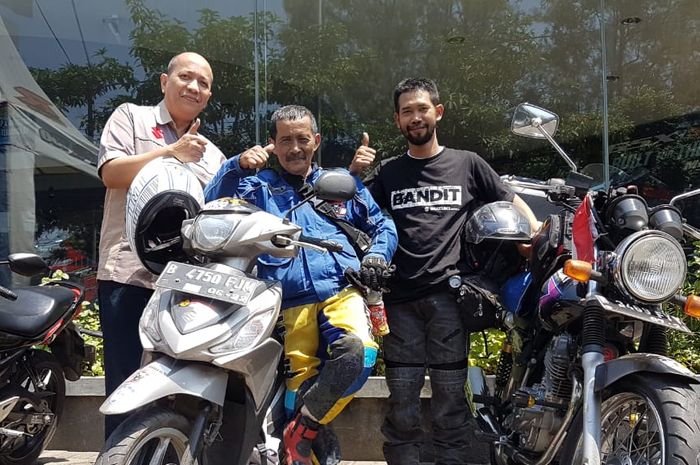 Tatto Sapoetro, pria berumur 70 tahun turing Jakarta-Lombok sejauh 1.300 Km