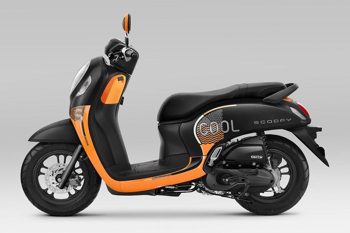 Honda Scoopy Fashion Black