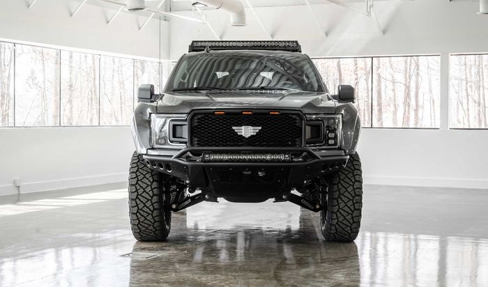 Modifikasi Ford F-150 hasil Mil-Spec Automotive