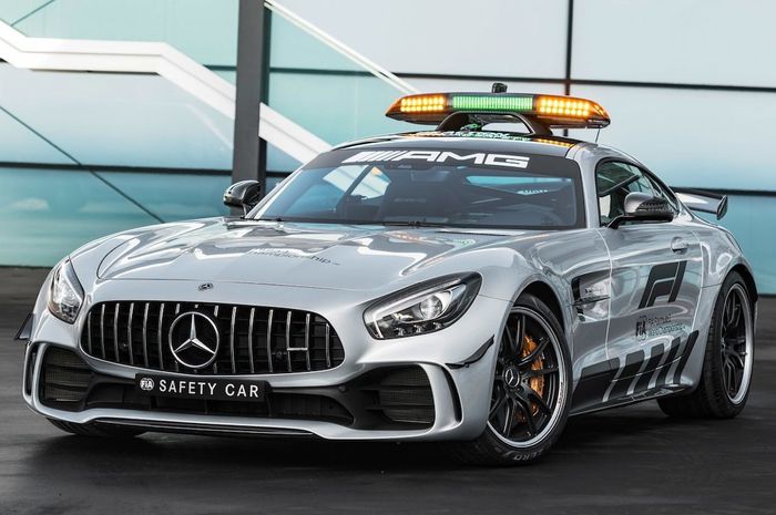 Mercedes-AMG GT R versi Safety Car F1 2018