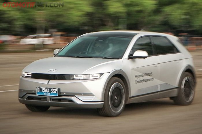 Hyundai siap hadirkan mobil listrik murah (ilustrasi Hyundai Ioniq 5)