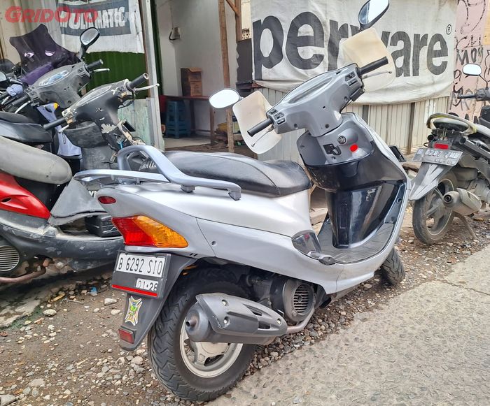 Dalam kondisi masih bahan, Kymco Trend dijual mulai dari Rp 4 jutaan, sedangkan kondisi rapi bisa sampai Rp 12 jutaan 