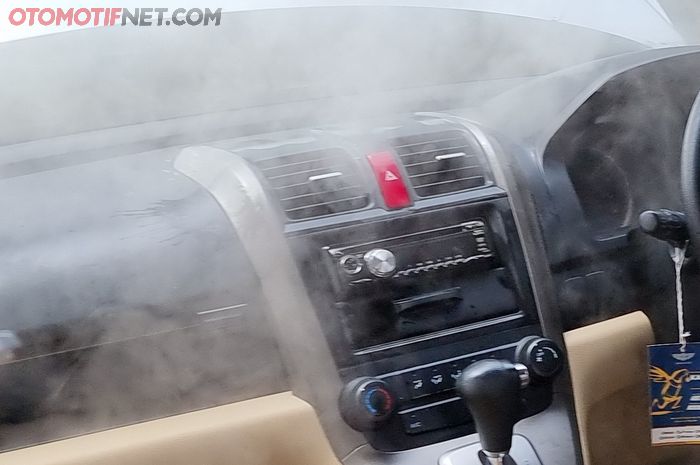Ini cara mudah melihat kondisi freon AC di mobil bekas (foto ilustrasi)
