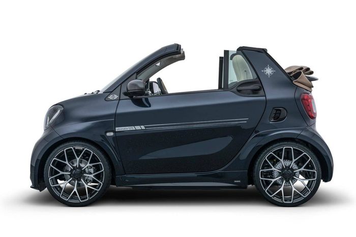 Smart Fortwo modifan Brabus dengan tenga 125 dk