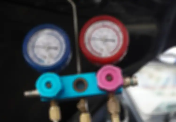 Tekanan Freon AC Mobil Terlalu Tinggi, Ini Sumber Masalahnya