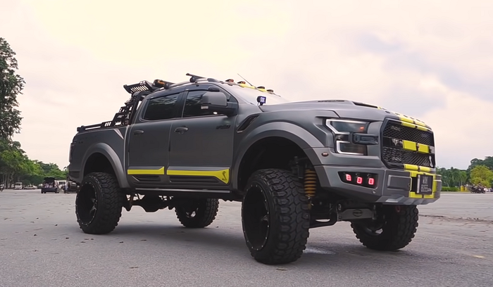 Ford Ranger Wak Doyok terlihat begitu sangar