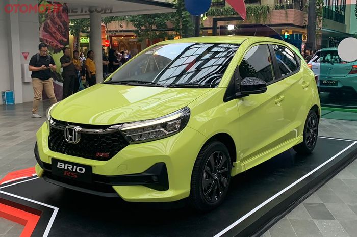 Update harga Honda Brio RS Manual tahun 2026.