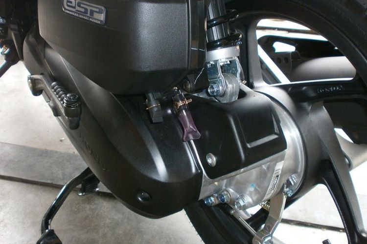 Banyak Yang Enggak Tahu Fungsi Kotak Di Atas Gearbox Cvt Motor Matik Honda Gridoto Com