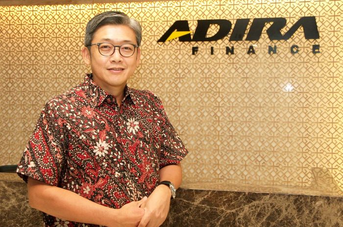 Niko Kurniawan, Direktur Adira Finance