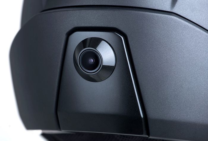 Kamera Untuk Menampilkan Pemandangan di Belakang Rider