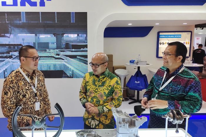SKF Indonesia terus memperkuat posisinya sebagai rajanya industri bearing. Termasuk dalam dengan debutnya di GIIAS 2022