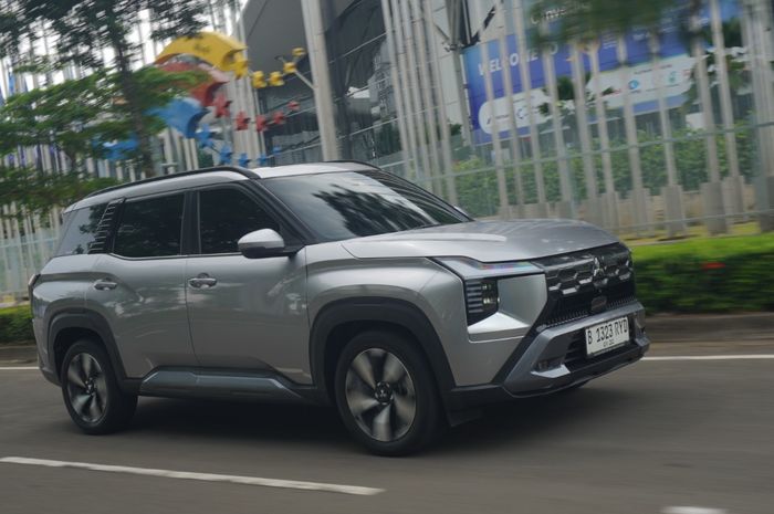 Mitsubishi Destinator SUV Muat Banyak, Mesin Turbo Dengan Konsumsi Bensin Irit