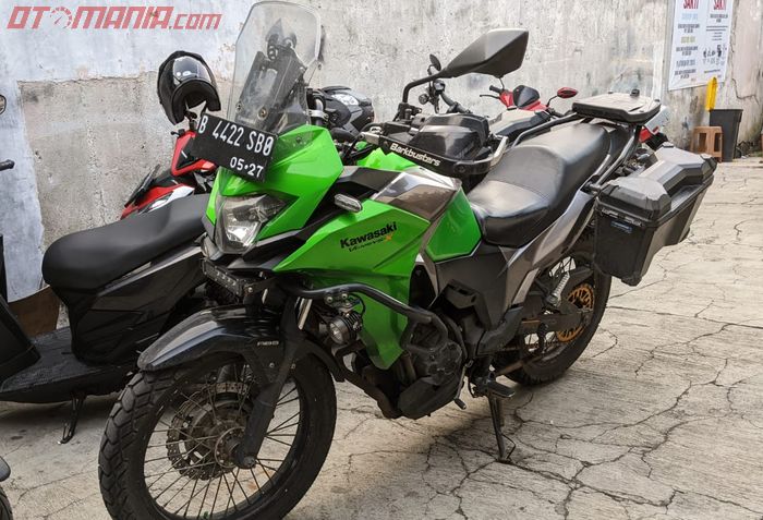 Unit Kawasaki Versys-X 250 yang disewakan oleh Riple Motorental &amp; Tourings