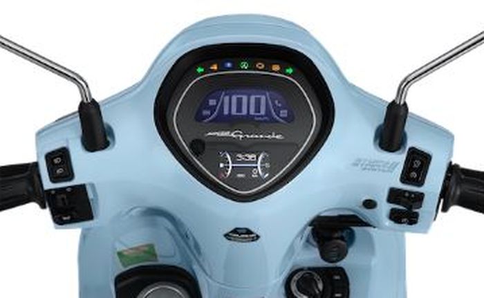 Yamaha Grande sudah pakai panel instrumen digital.