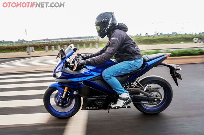 Pengetesan Yamaha New R25 2019 riding harian