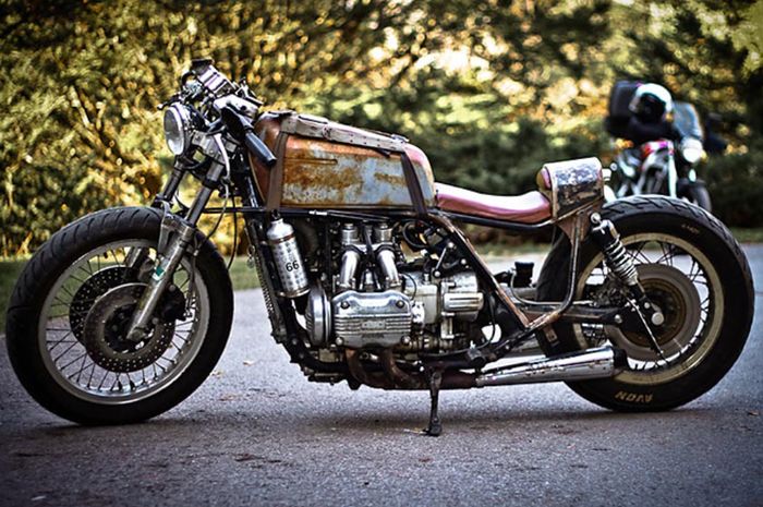 Honda Gold Wing (1975) &ldquo;El Guapo&rdquo; custom Rat Cafe besutan Paul Dutra