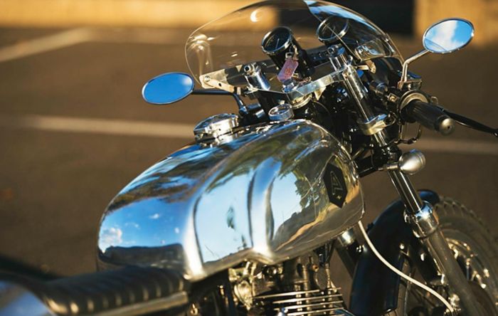 Yamaha SR500 custom manxy racer dari Addiction Customs