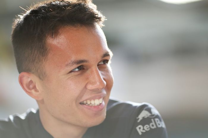 Alex Albon akan bertandem dengan Max Verstappen di Aston Martin Red Bull Racing pada F1 Belgia
